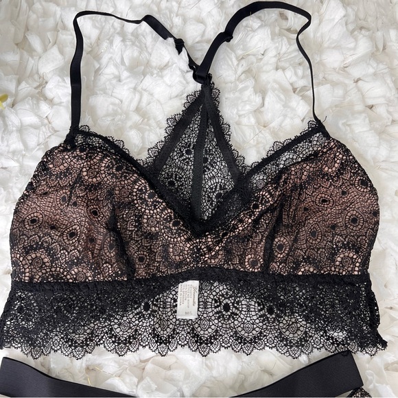 Black Nude Lace Lingerie Set | Bralette & Shorts | M/L Sexy Nightwear - Picture 6 of 11